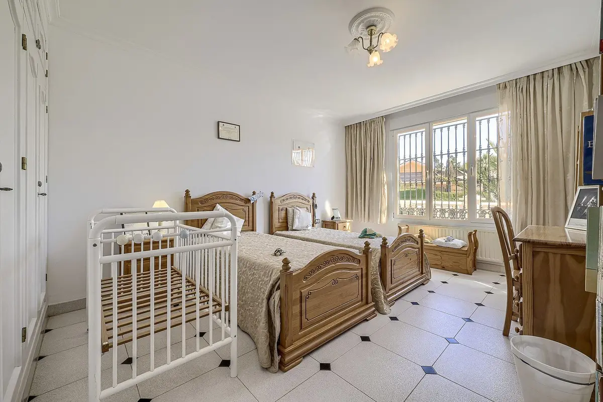 Detached Villa in Elviria