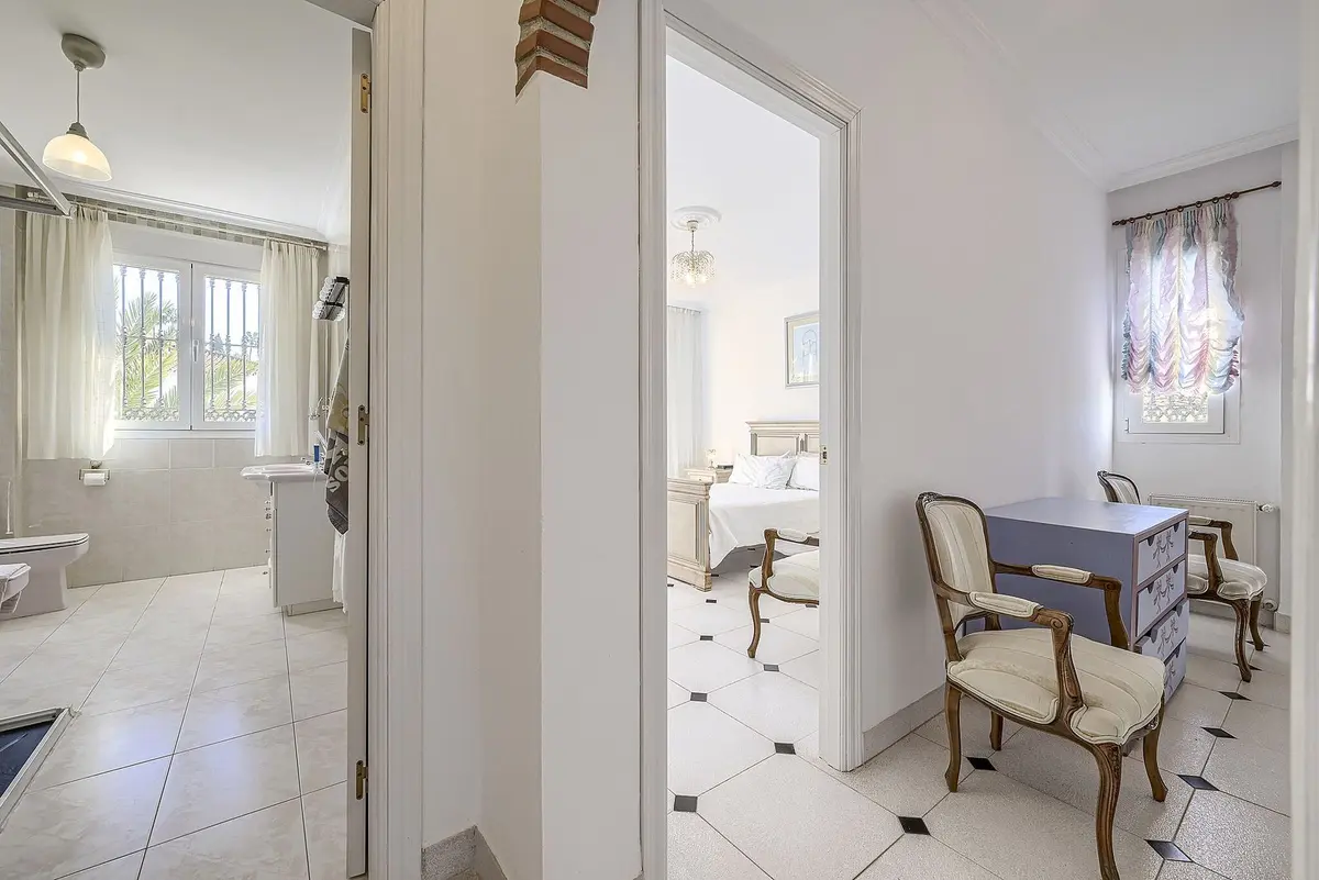 Detached Villa in Elviria