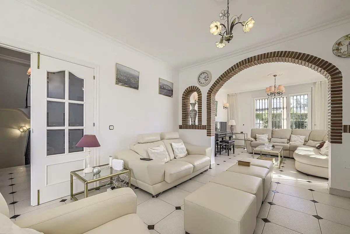 Detached Villa in Elviria