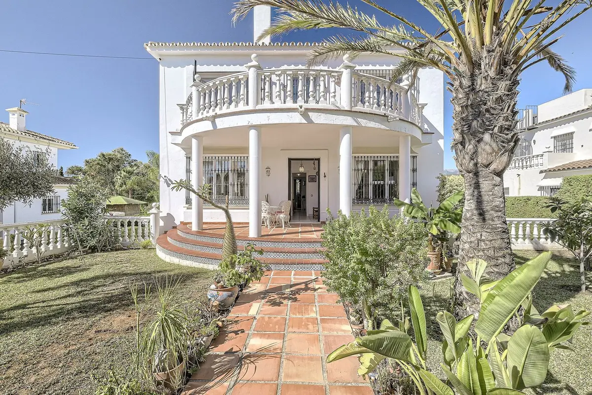 Detached Villa in Elviria