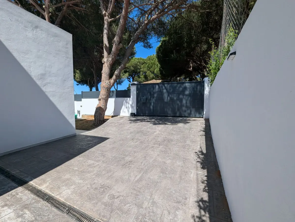 Detached Villa in Cabopino