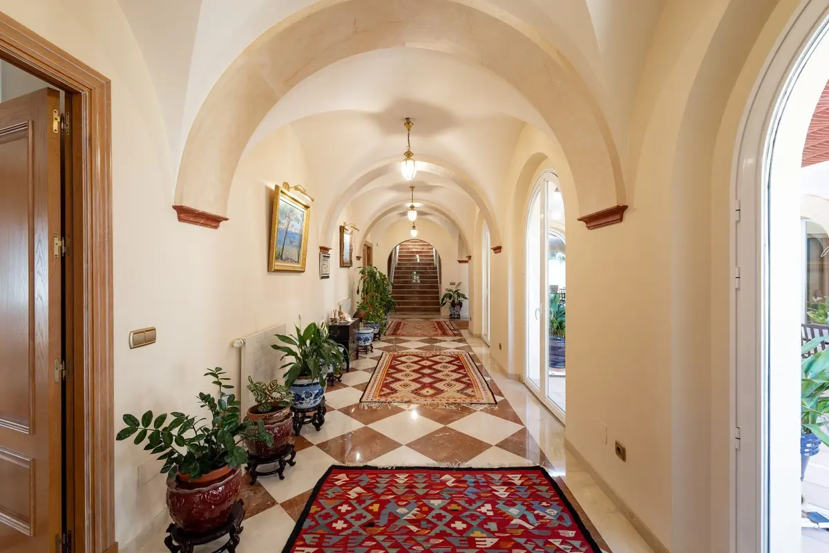 Detached Villa in El Paraiso
