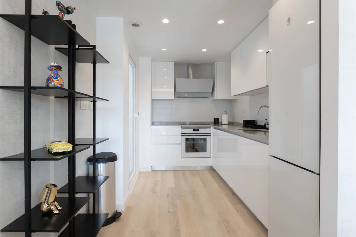 Middle Floor Apartment in Nueva Andalucía