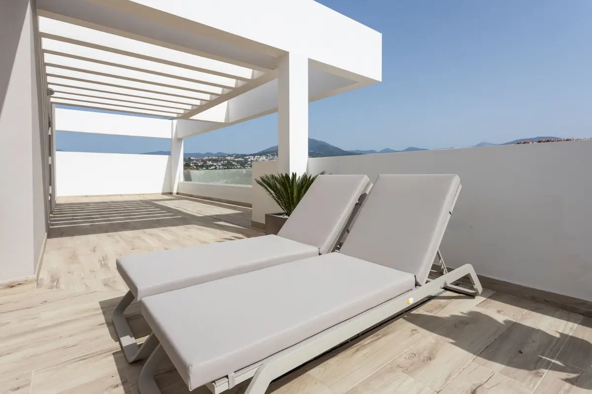 Middle Floor Apartment in Nueva Andalucía