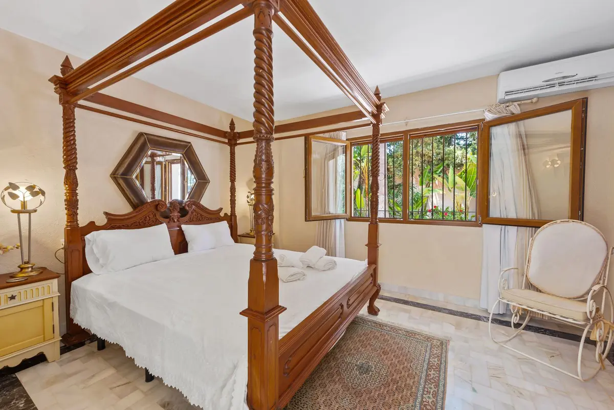Detached Villa in Estepona