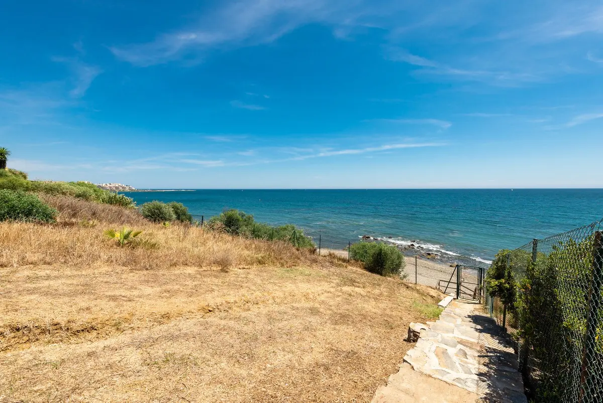 Detached Villa in Estepona