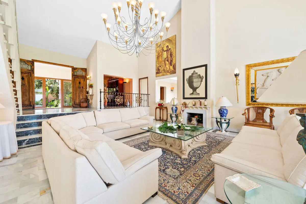 Detached Villa in Estepona