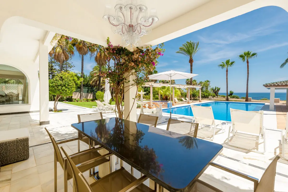 Detached Villa in Estepona
