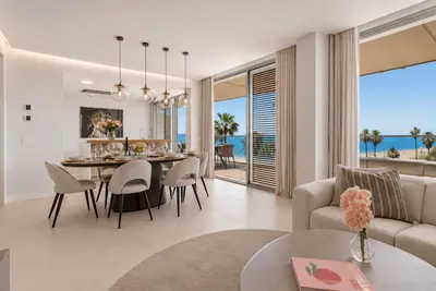 Panoramic Sea View 4 Bedroom Apartment in Estepona