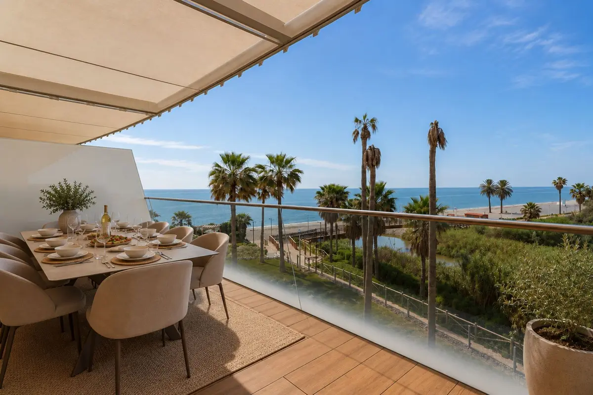 Middle Floor Apartment in Estepona