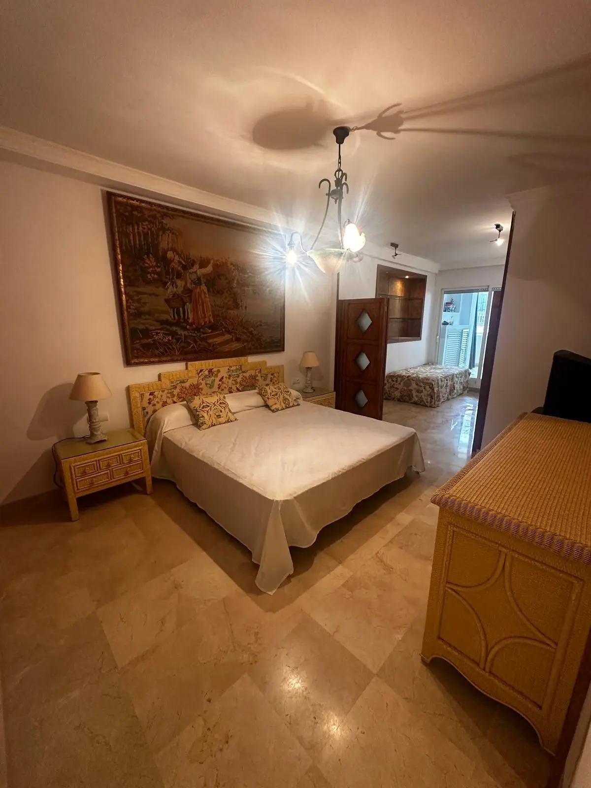 Middle Floor Apartment in Marbella