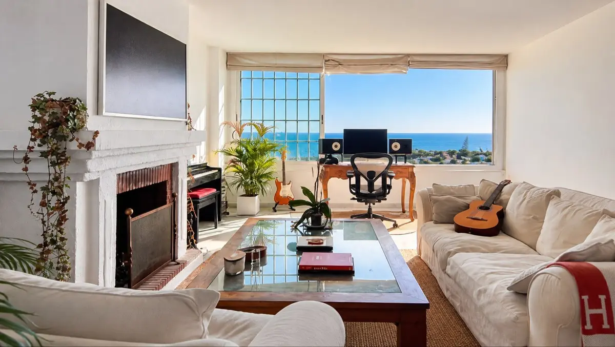 Middle Floor Apartment in Puerto Banús
