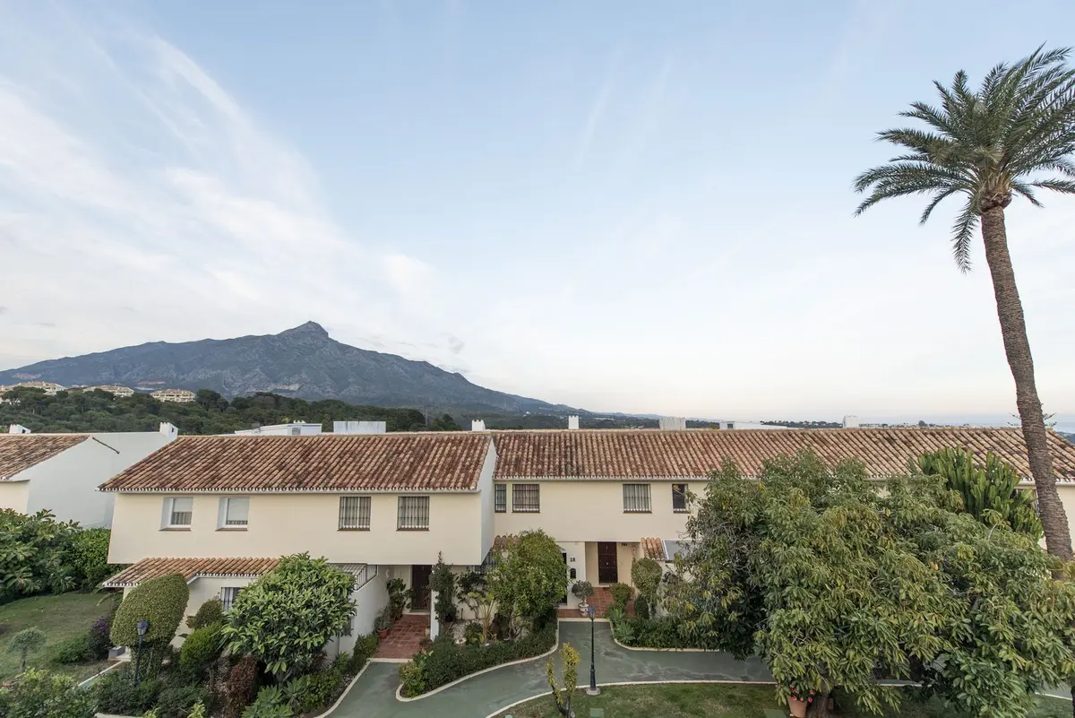 Townhouse in Nueva Andalucía