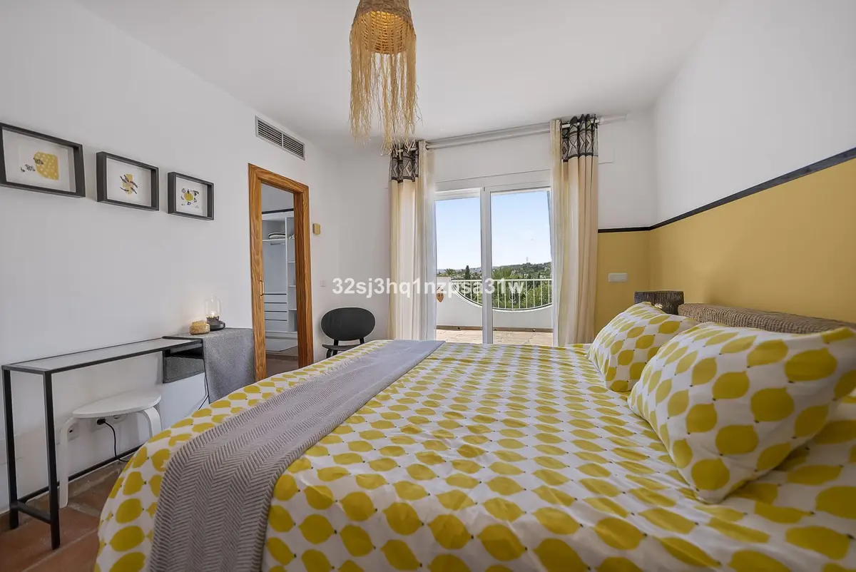 Detached Villa in Estepona