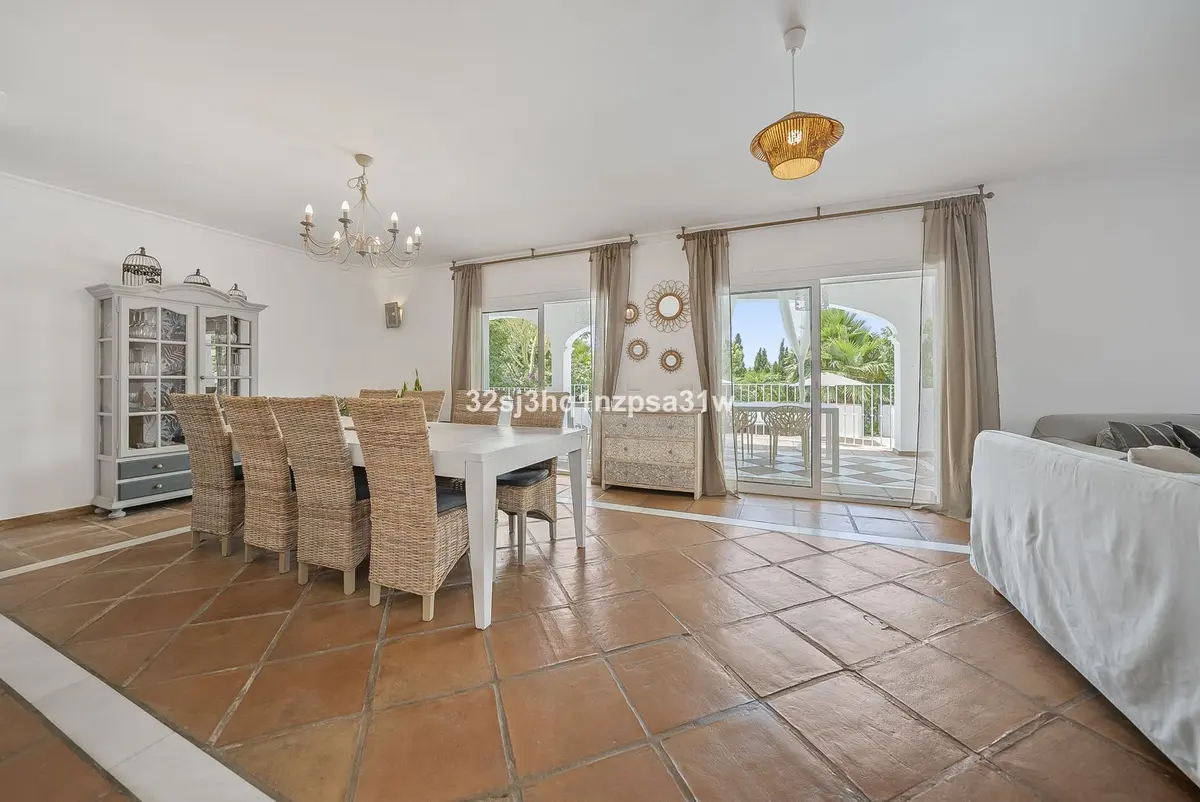 Detached Villa in Estepona