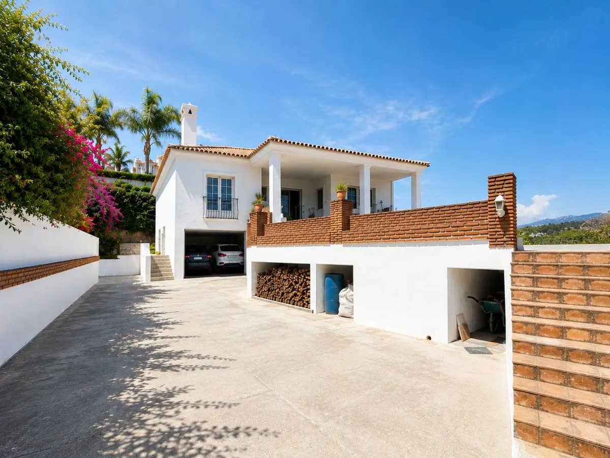 Detached Villa in Estepona