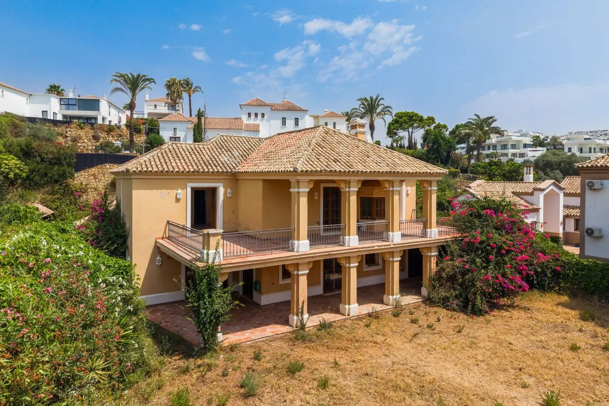 Detached Villa in Estepona