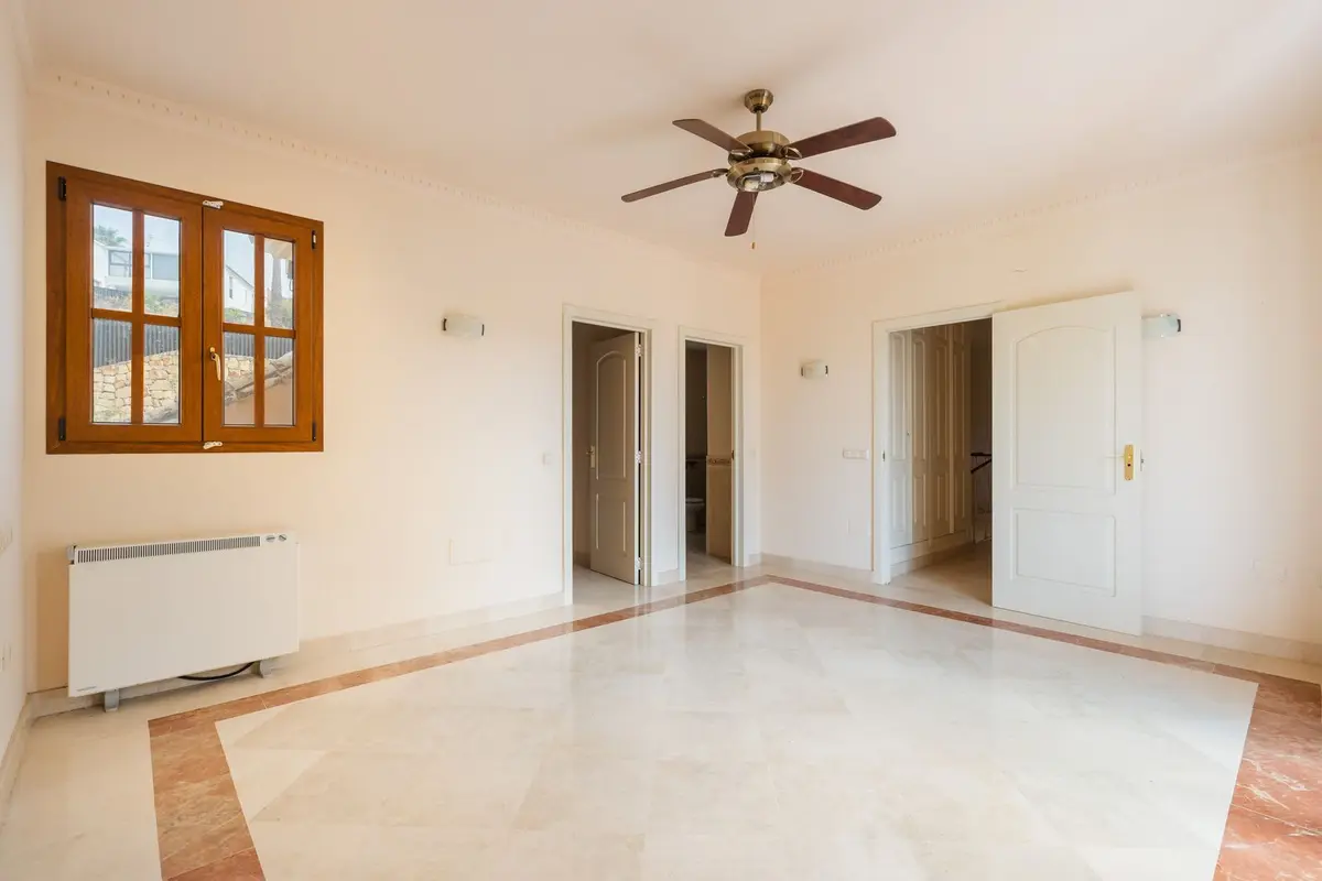 Detached Villa in Estepona