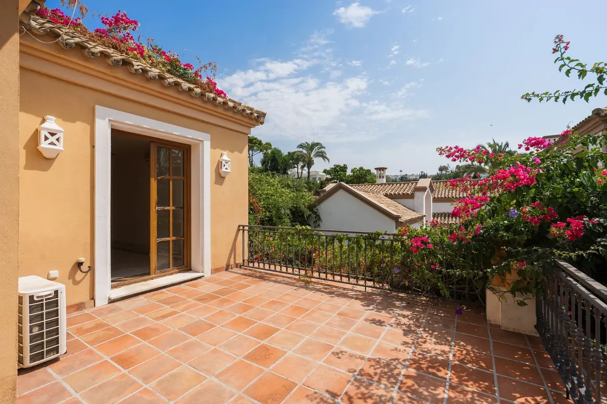 Detached Villa in Estepona