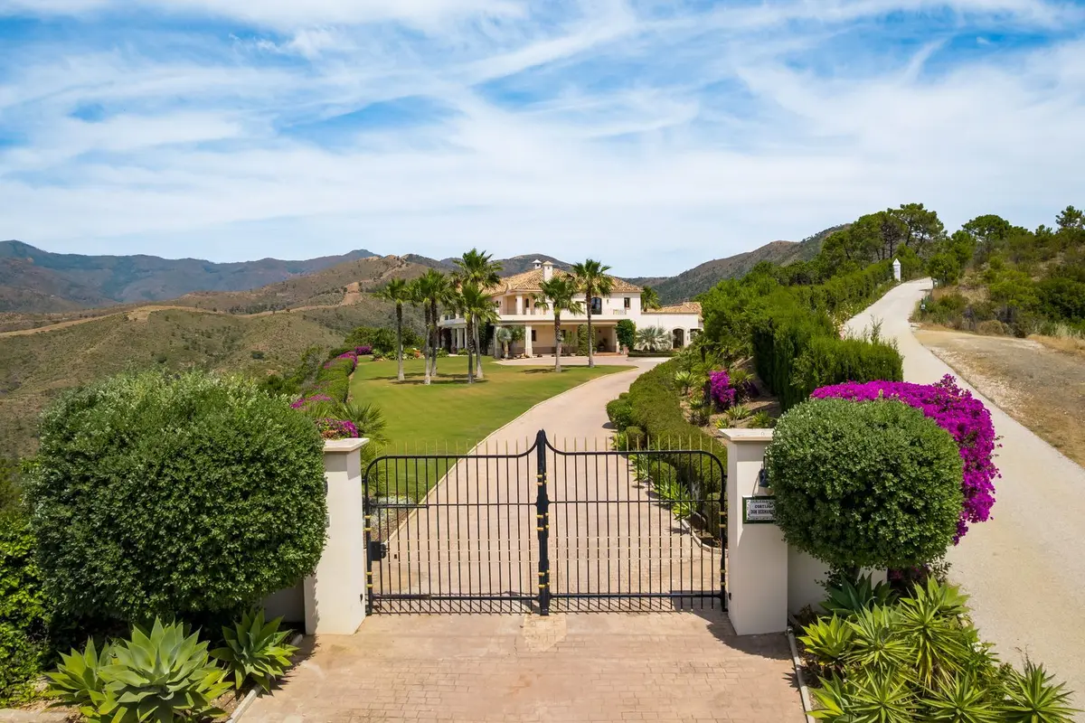 Detached Villa in Estepona