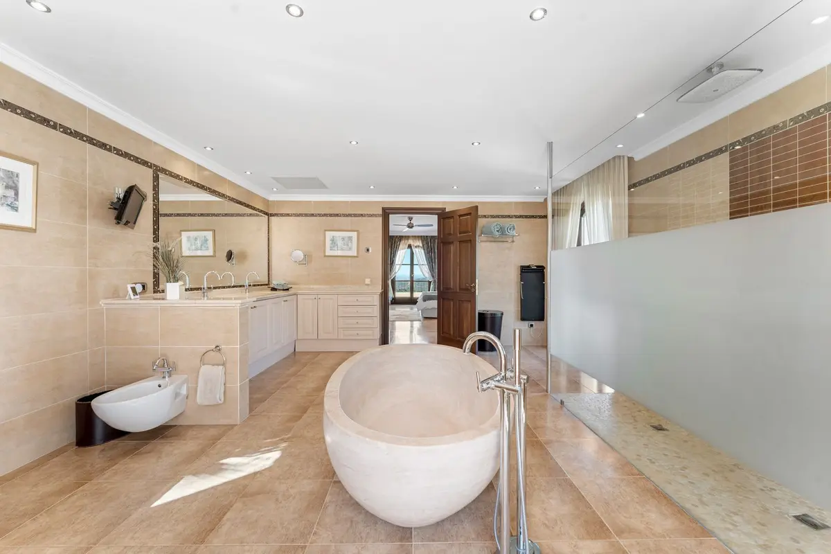 Detached Villa in Estepona
