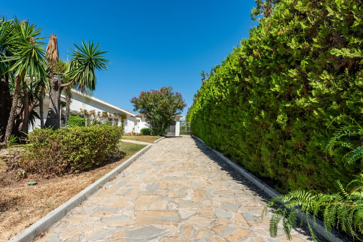 Detached Villa in Atalaya