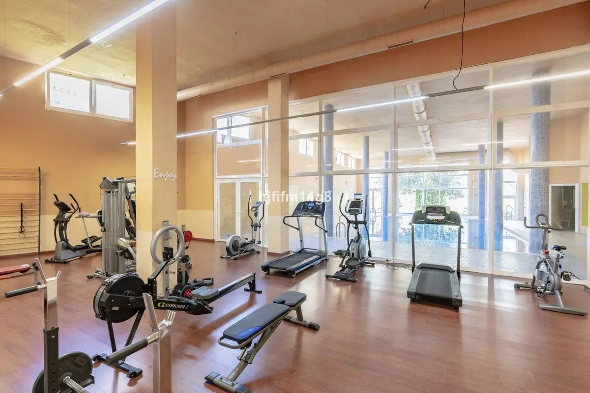 Middle Floor Apartment in Nueva Andalucía