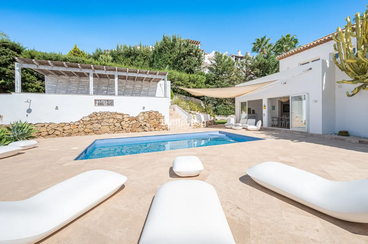 Detached Villa in Nueva Andalucía