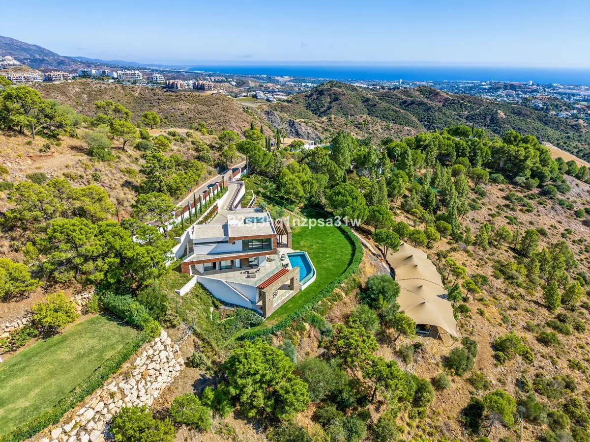 Detached Villa in Benahavís