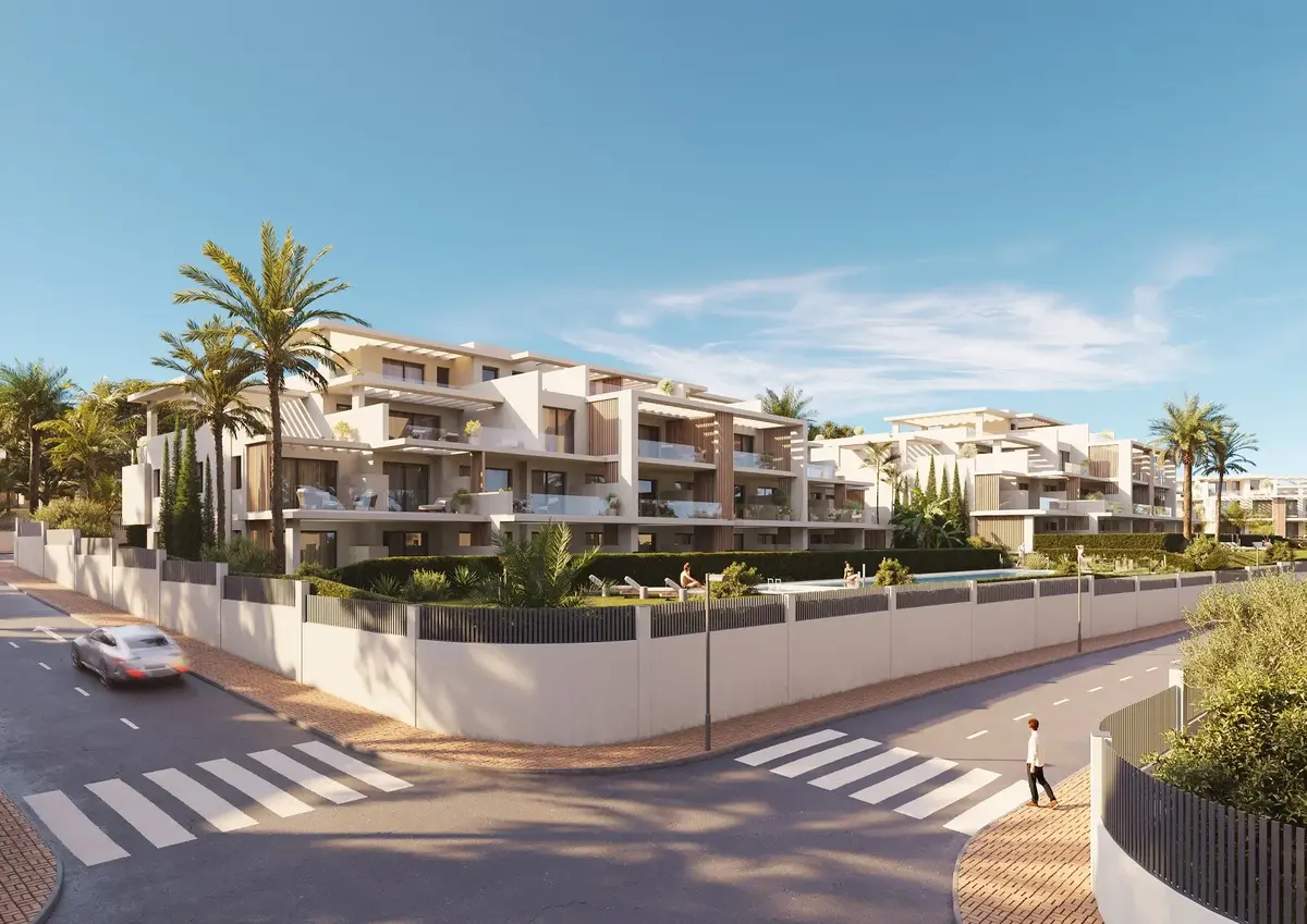 Middle Floor Apartment in Estepona
