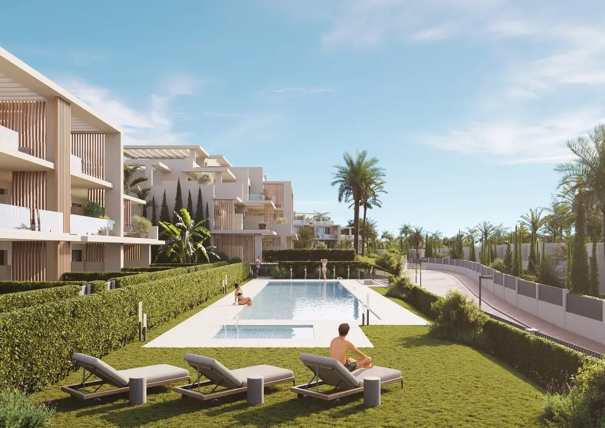 Middle Floor Apartment in Estepona
