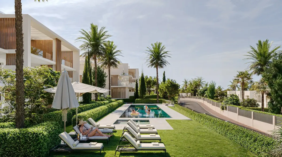 Middle Floor Apartment in Estepona