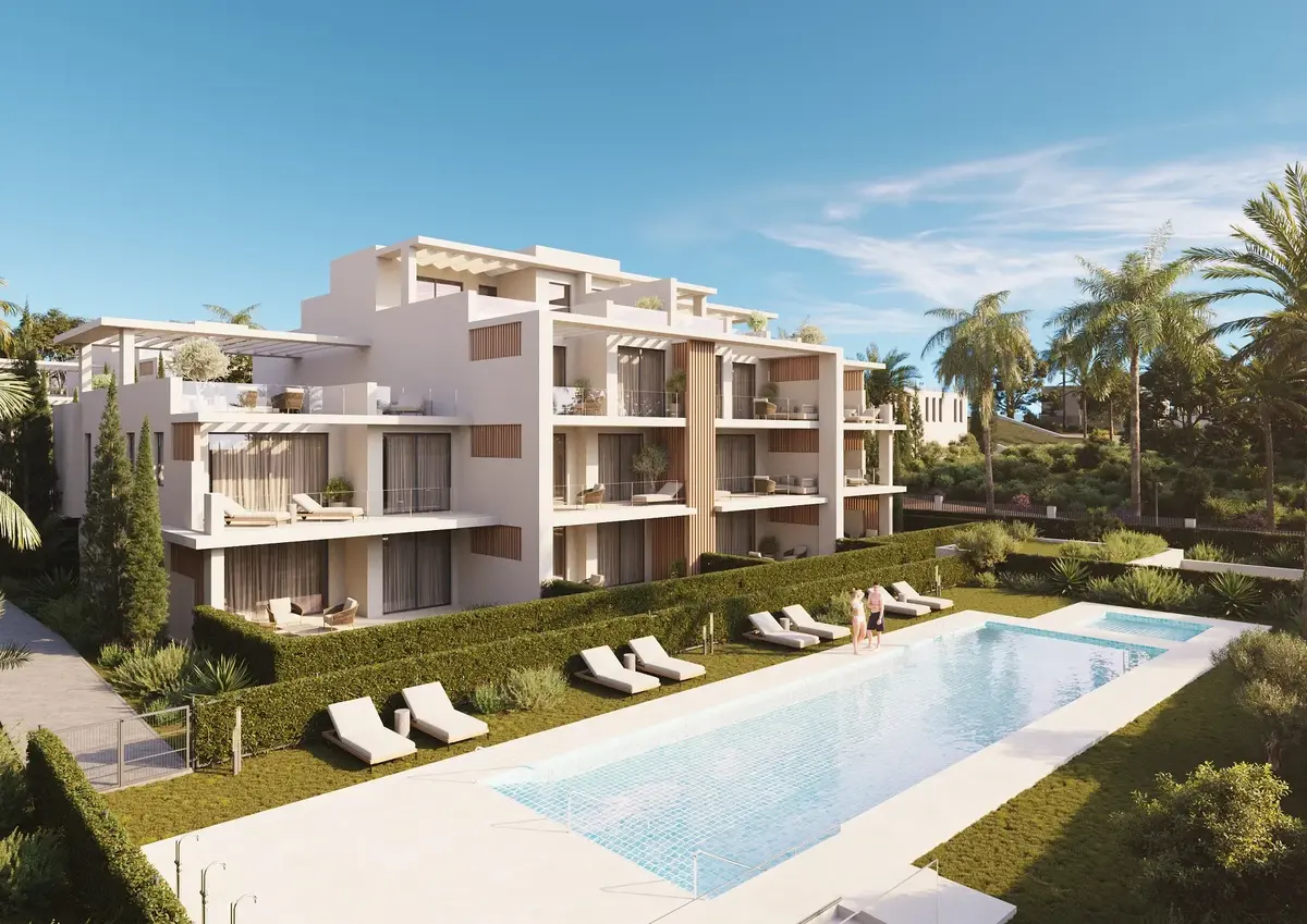Middle Floor Apartment in Estepona