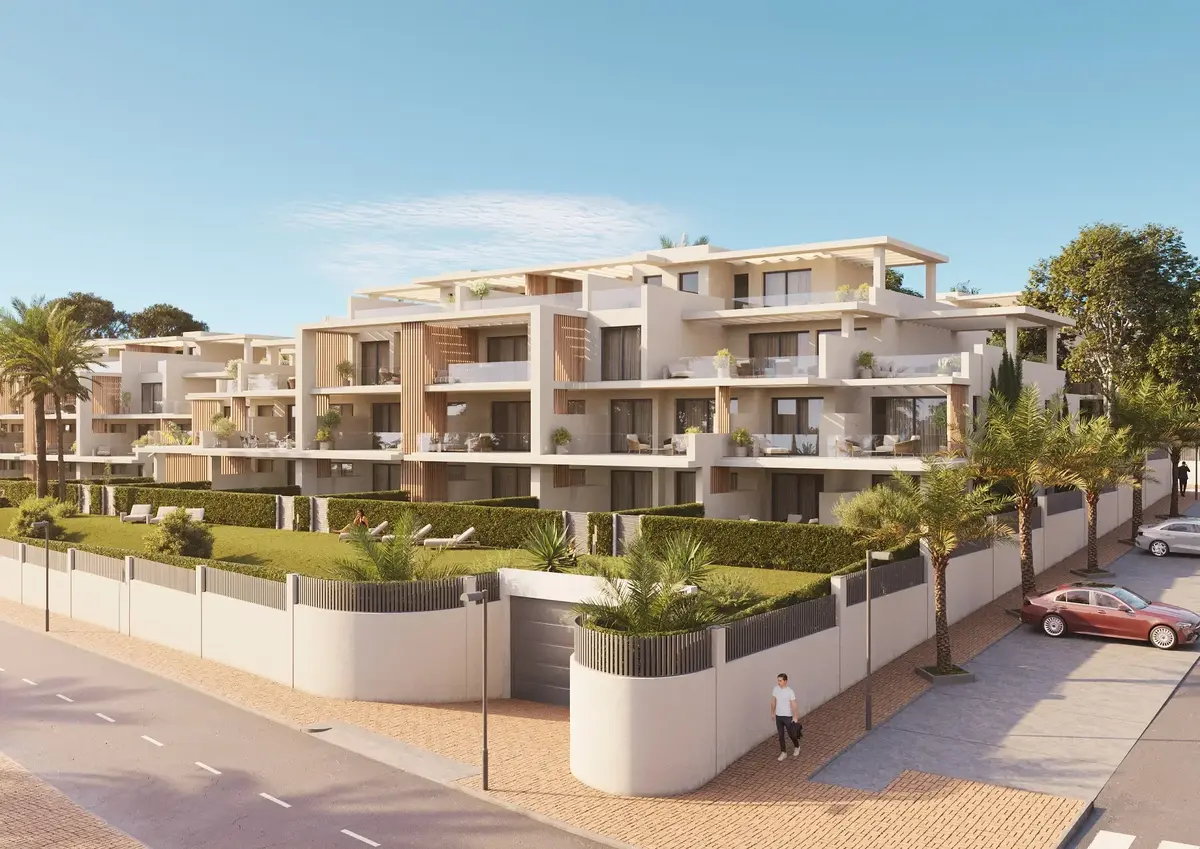 Middle Floor Apartment in Estepona