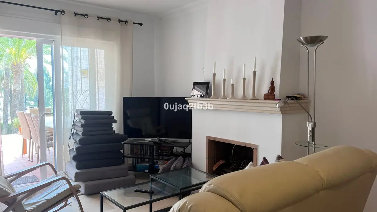 Duplex in Nueva Andalucía