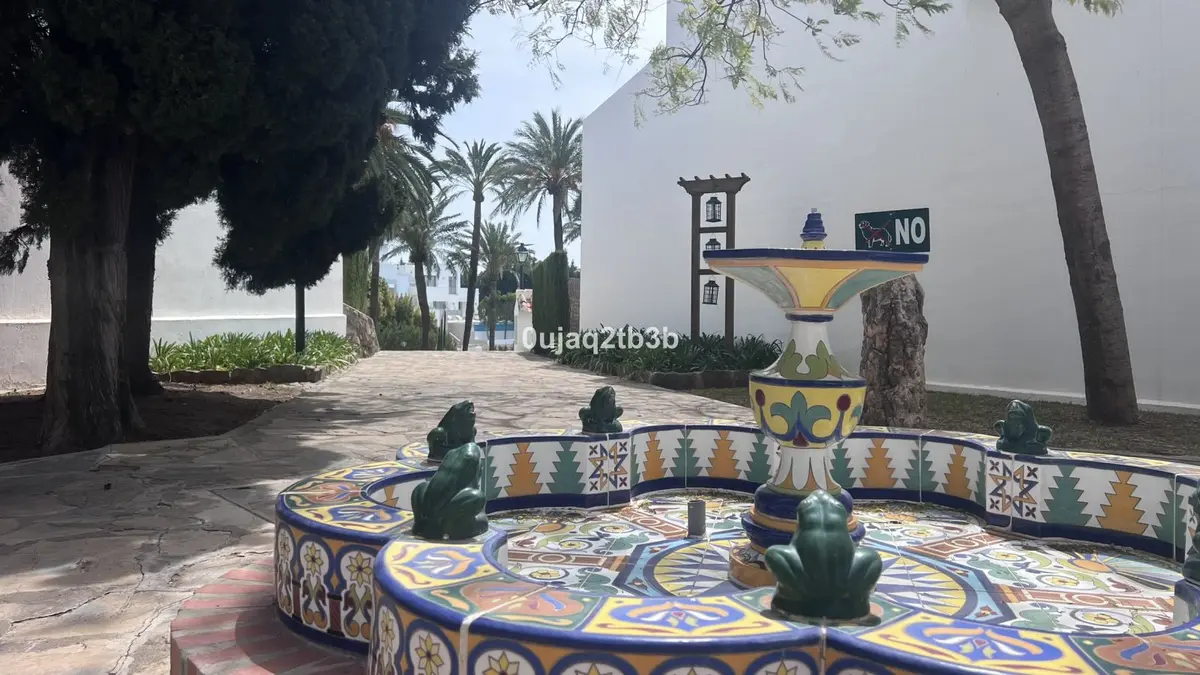 Duplex in Nueva Andalucía