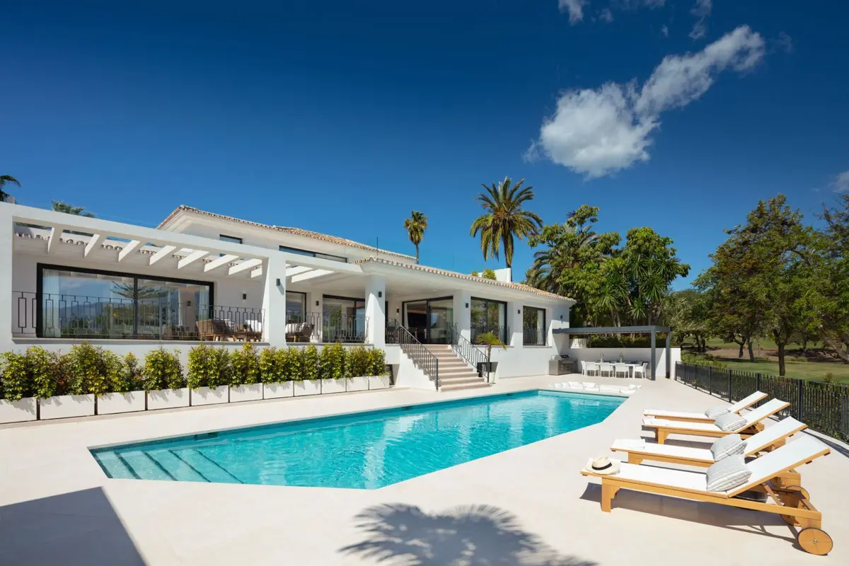 Detached Villa in Nueva Andalucía
