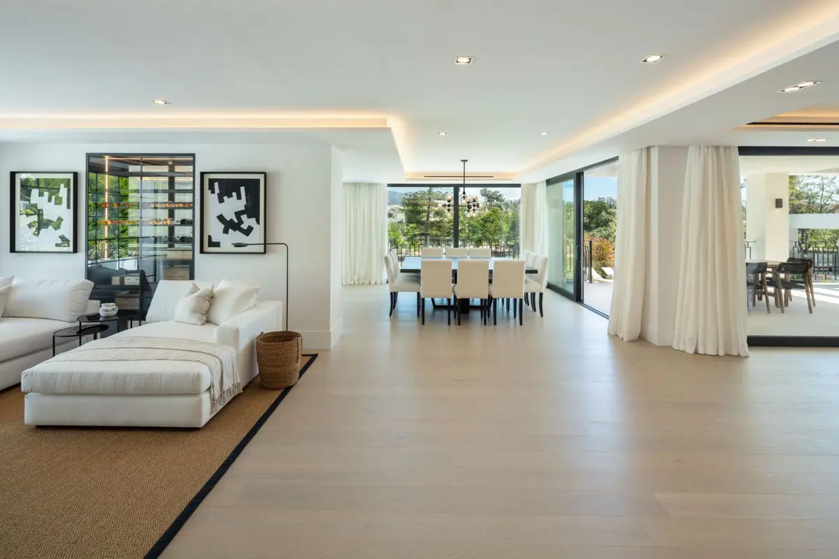 Detached Villa in Nueva Andalucía