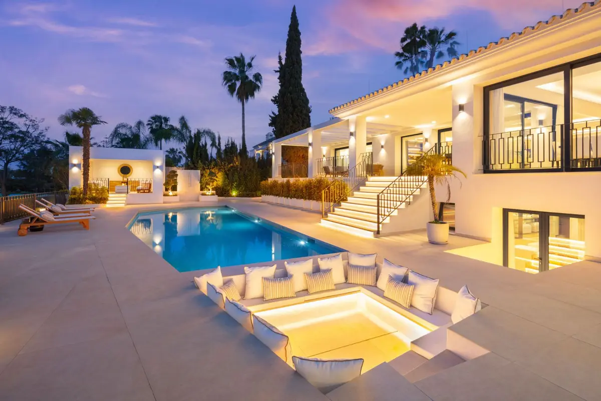 Detached Villa in Nueva Andalucía