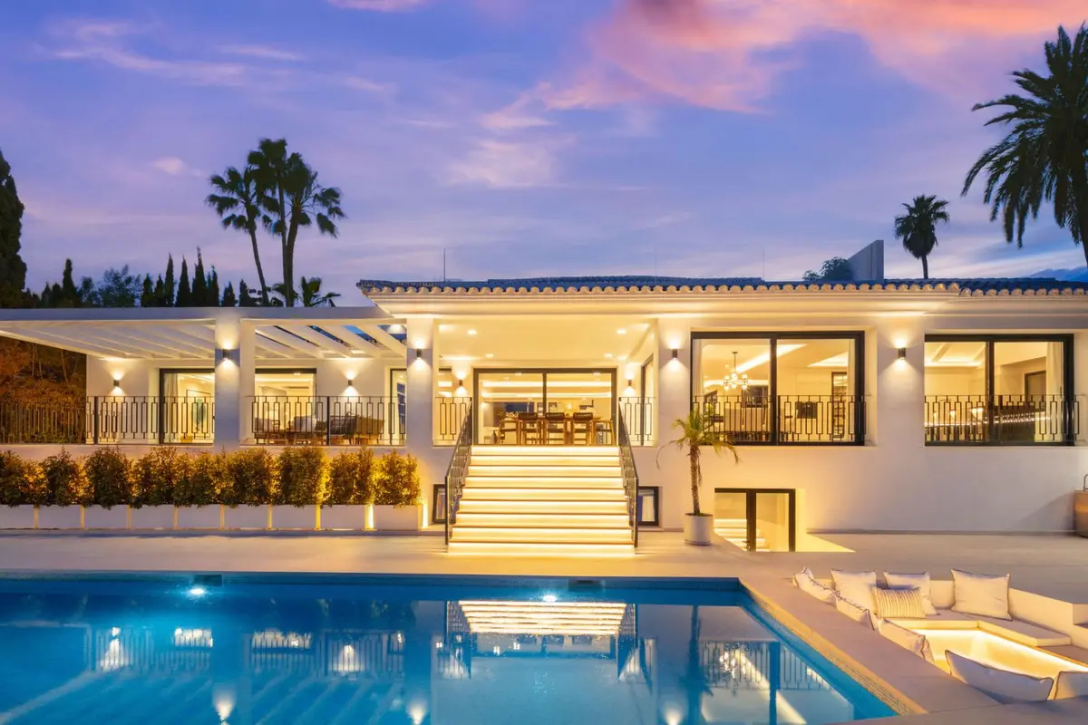Detached Villa in Nueva Andalucía