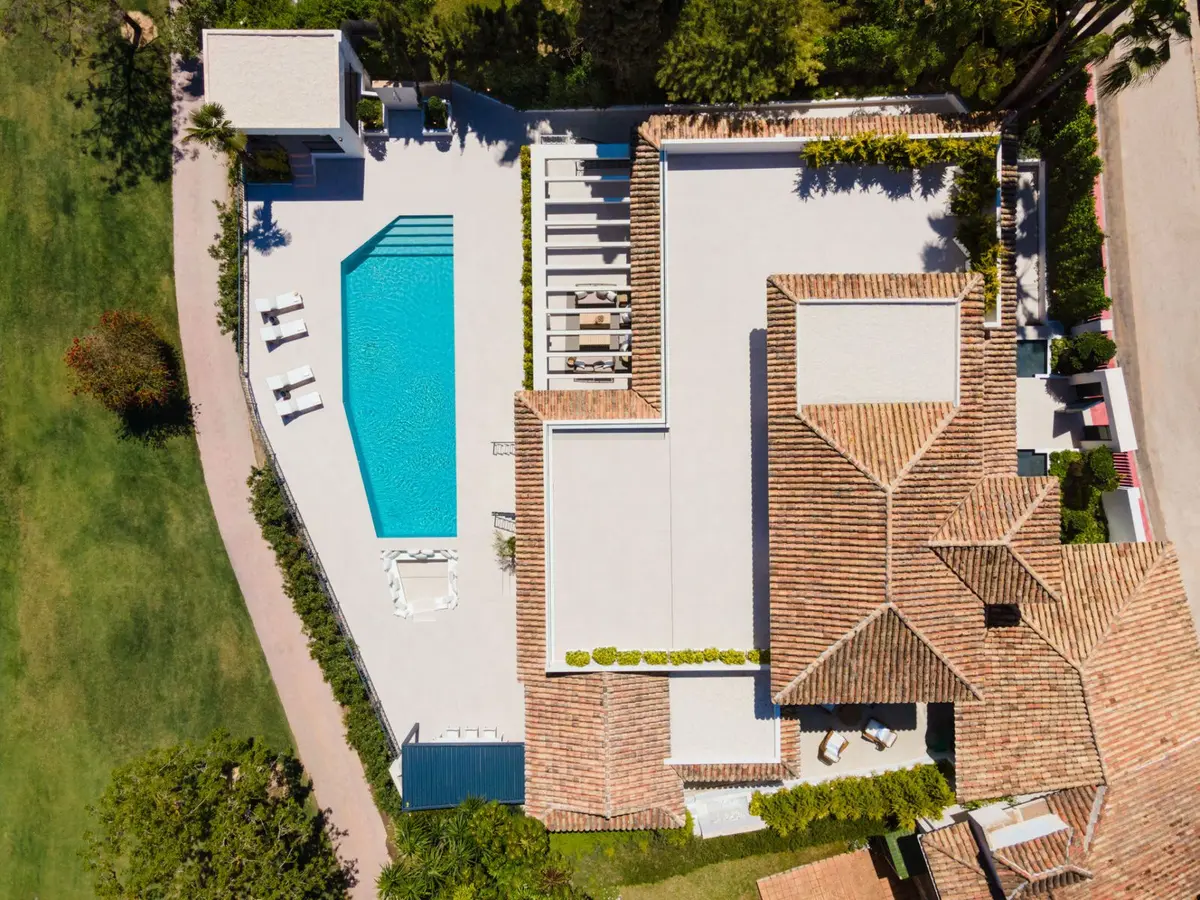 Detached Villa in Nueva Andalucía