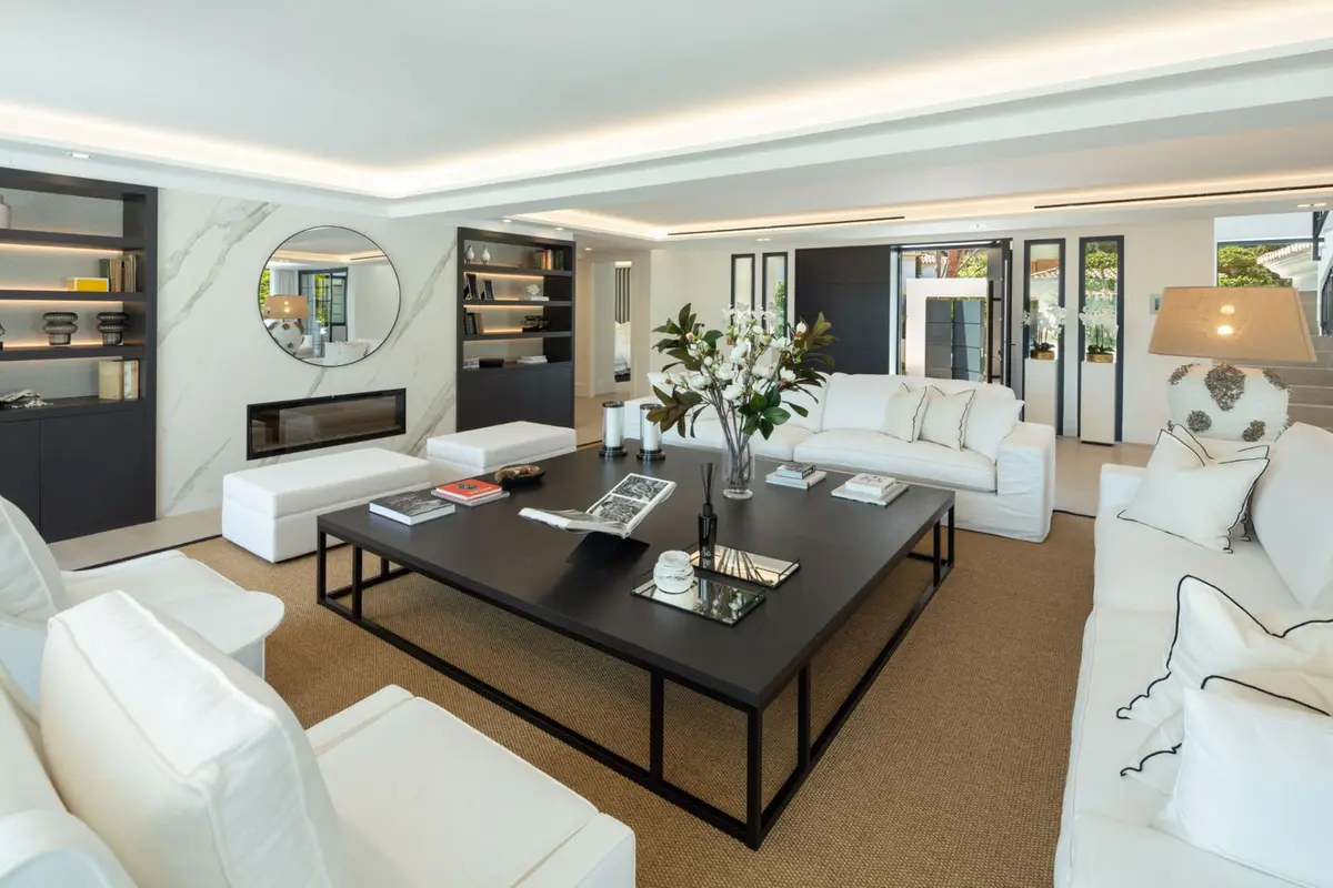 Detached Villa in Nueva Andalucía