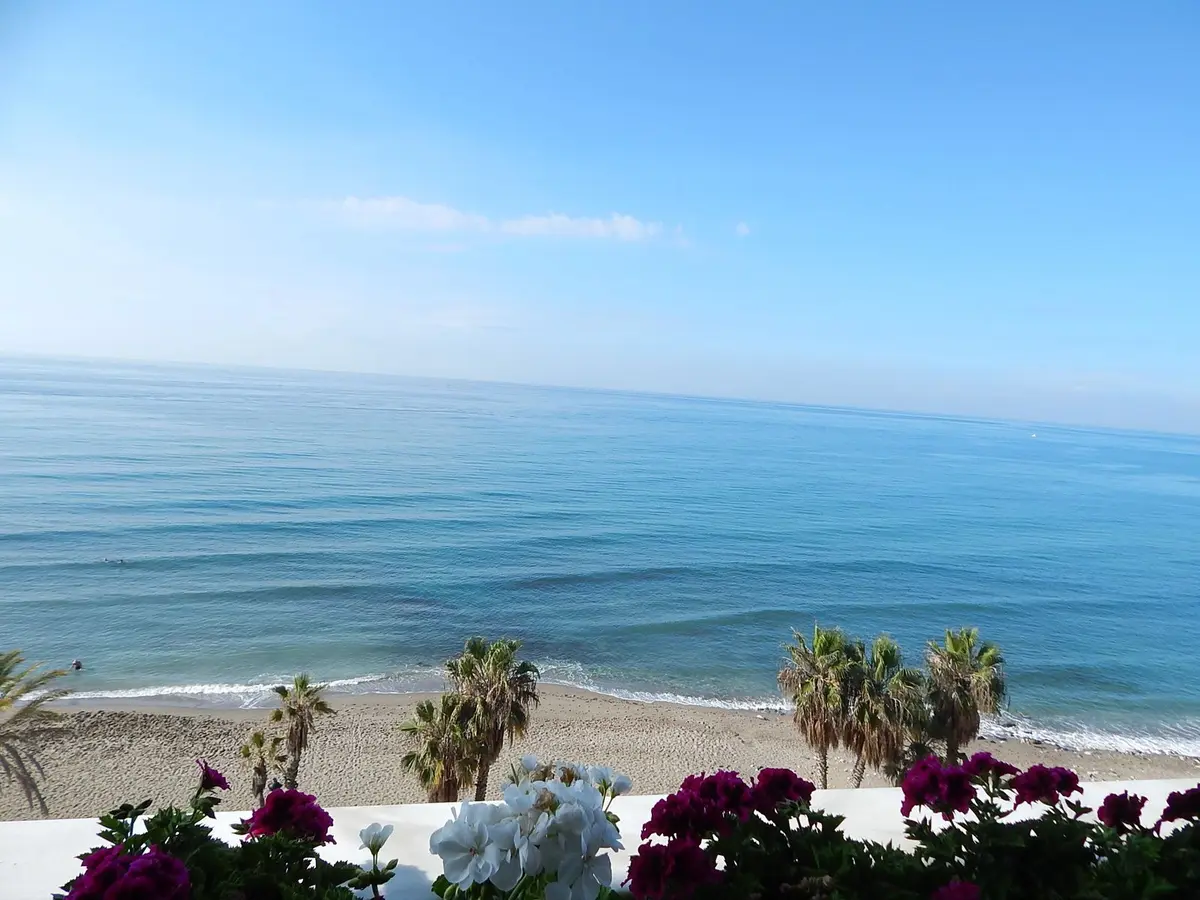 Middle Floor Apartment in Marbella