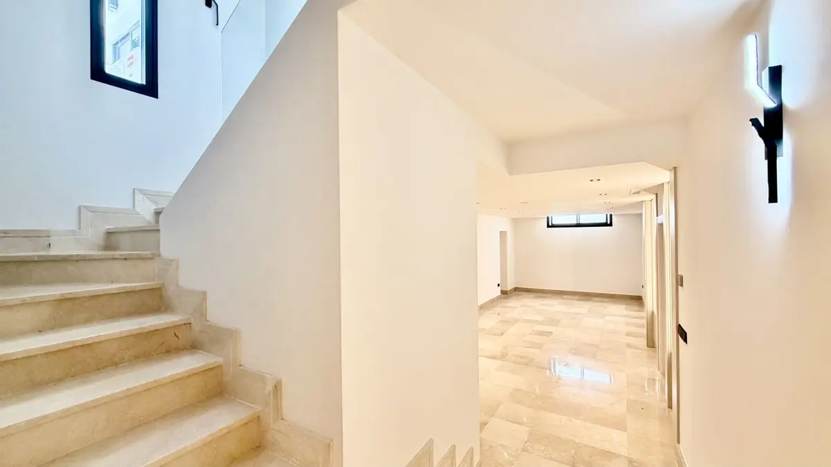 Detached Villa in Nueva Andalucía