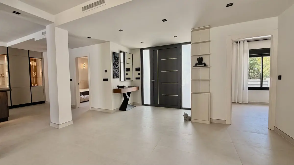 Detached Villa in Nueva Andalucía