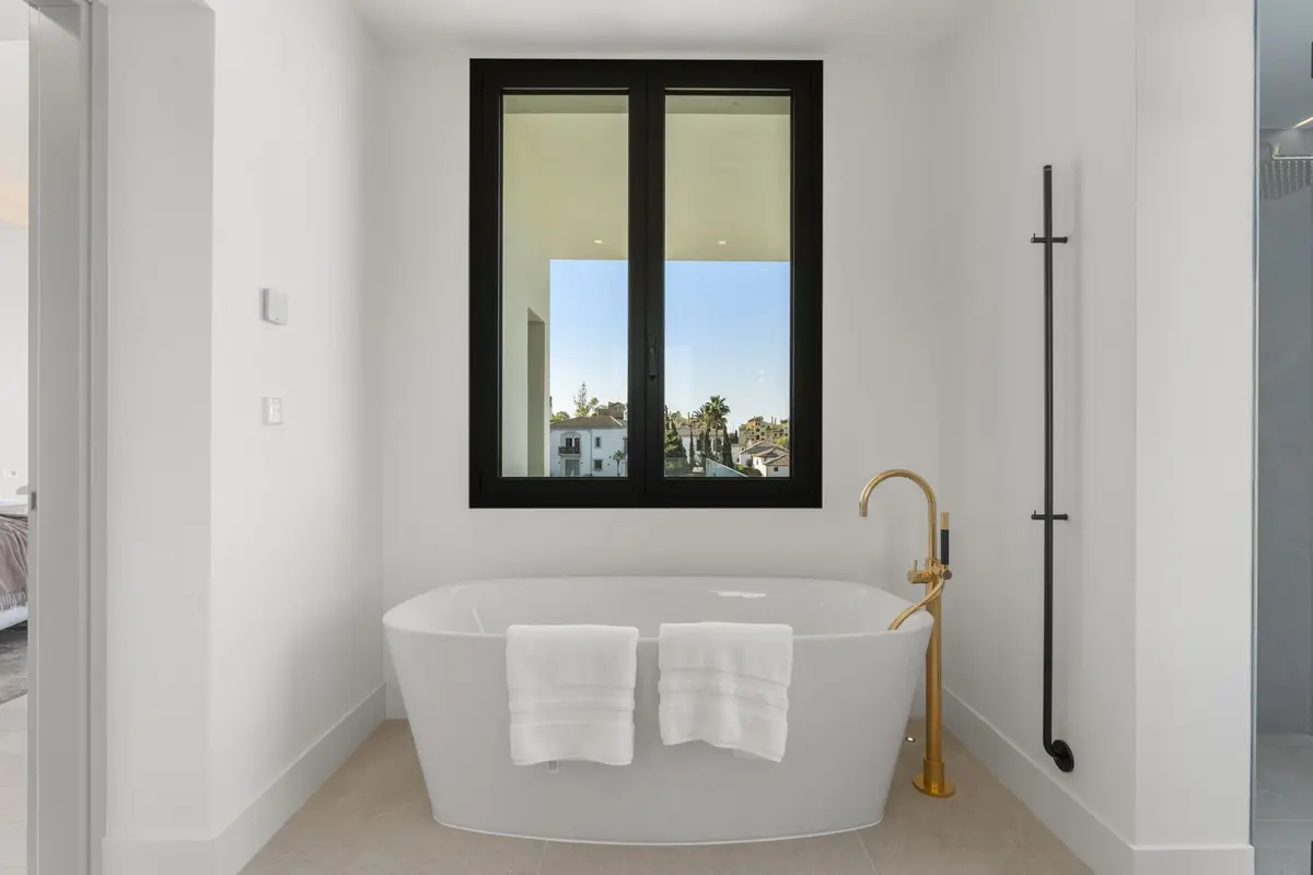 Detached Villa in Estepona