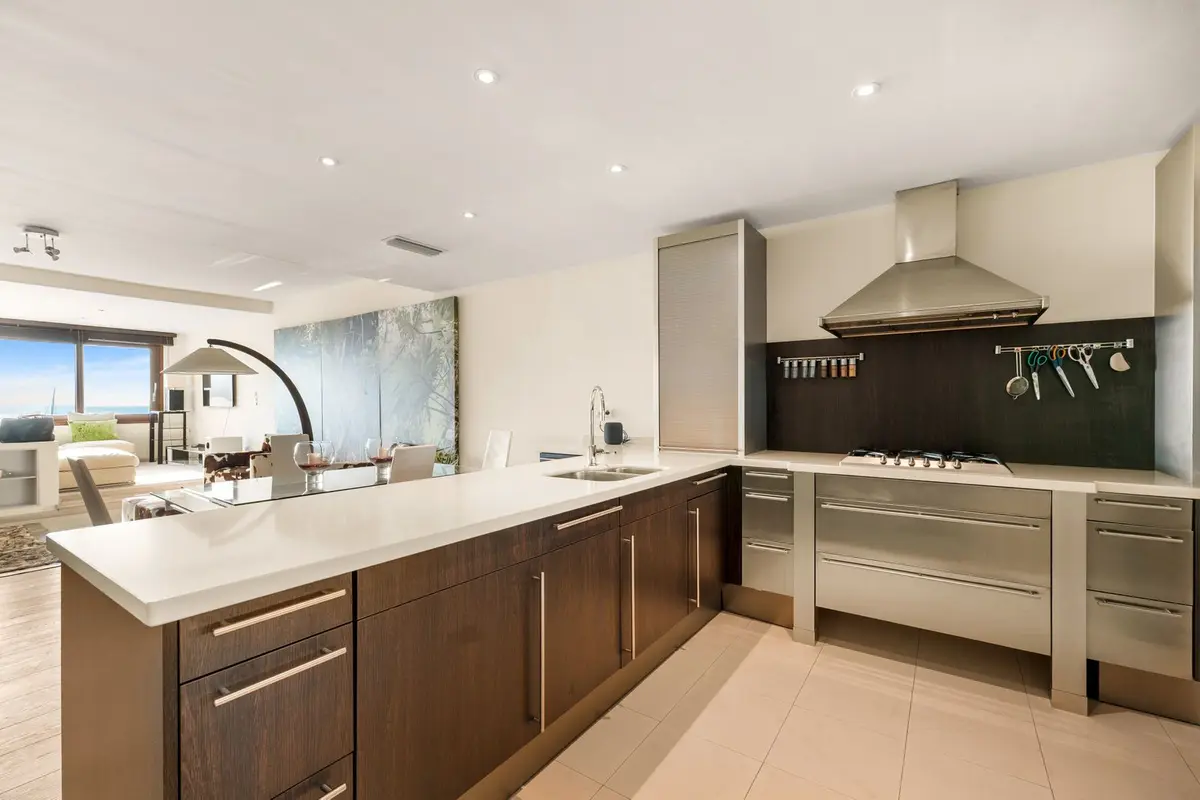 Middle Floor Apartment in Puerto Banús