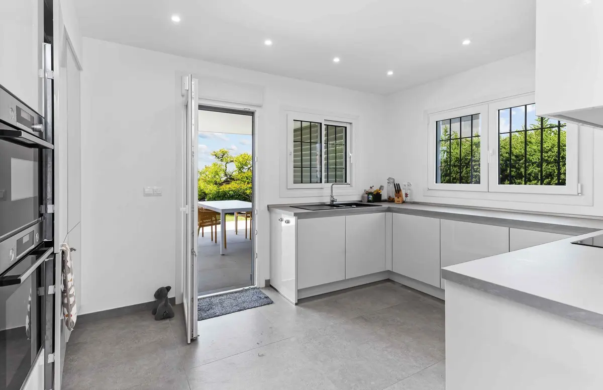 Detached Villa in Bel Air