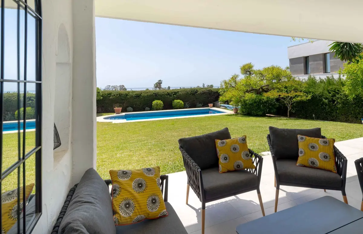 Detached Villa in Bel Air