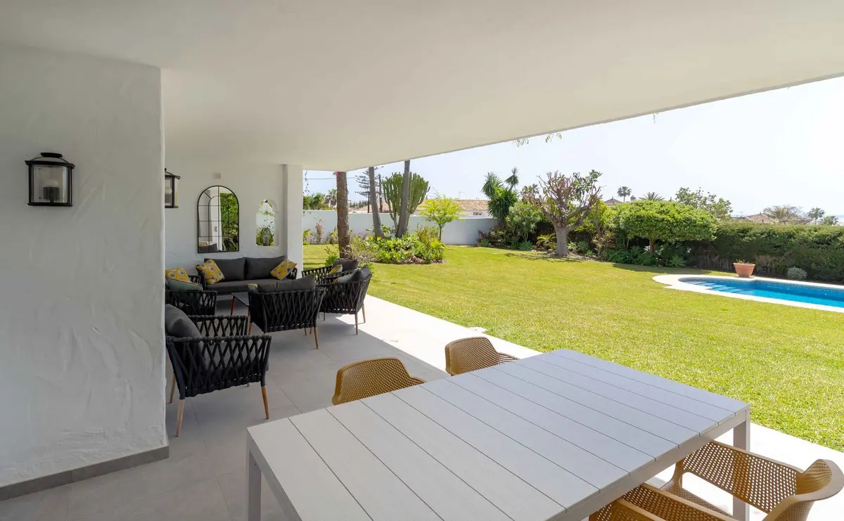 Detached Villa in Bel Air